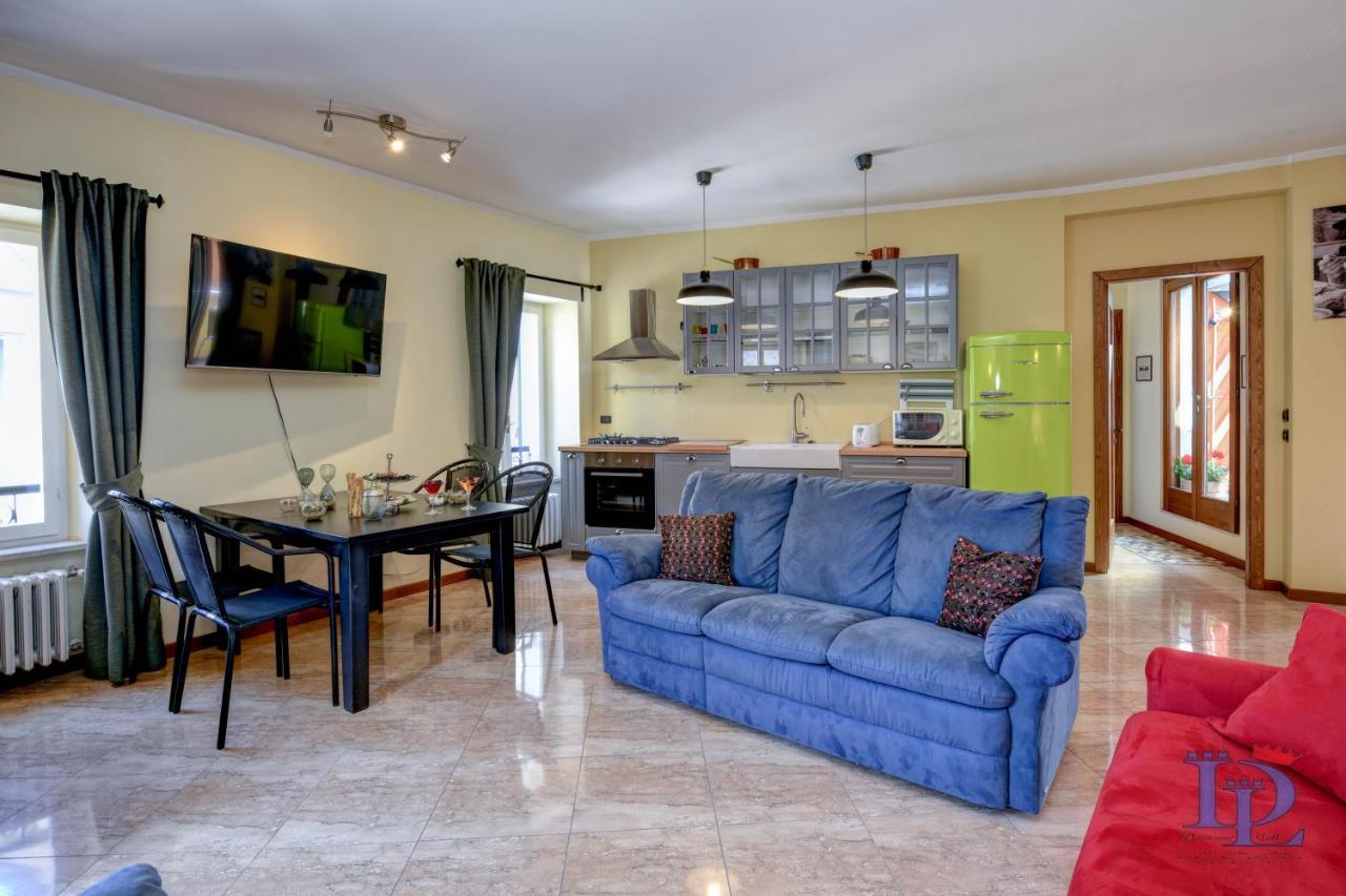 Desenzanoloft Official Partner Marriott Homes & Villas - Queen Of Sirmione Castle View ภายนอก รูปภาพ